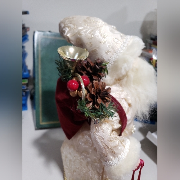 HOLIDAY CHRISTMAS TREE TOPPER - Picture 9 of 17